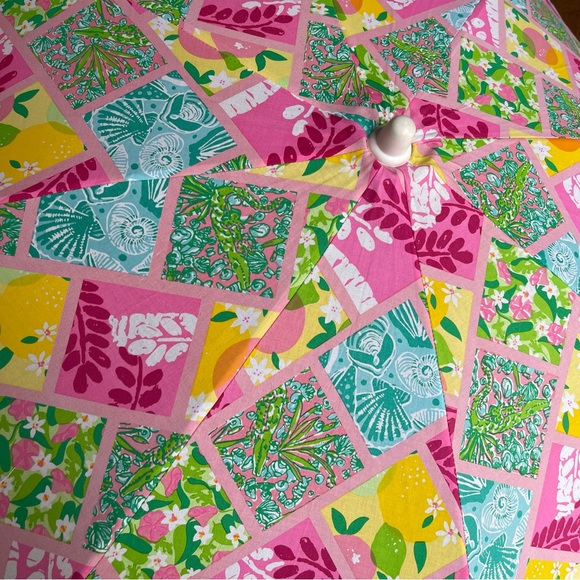 Rare Lilly Pulitzer 2000s Patchwork Print Beach Umbrella HTF - Picture 7 of 16
